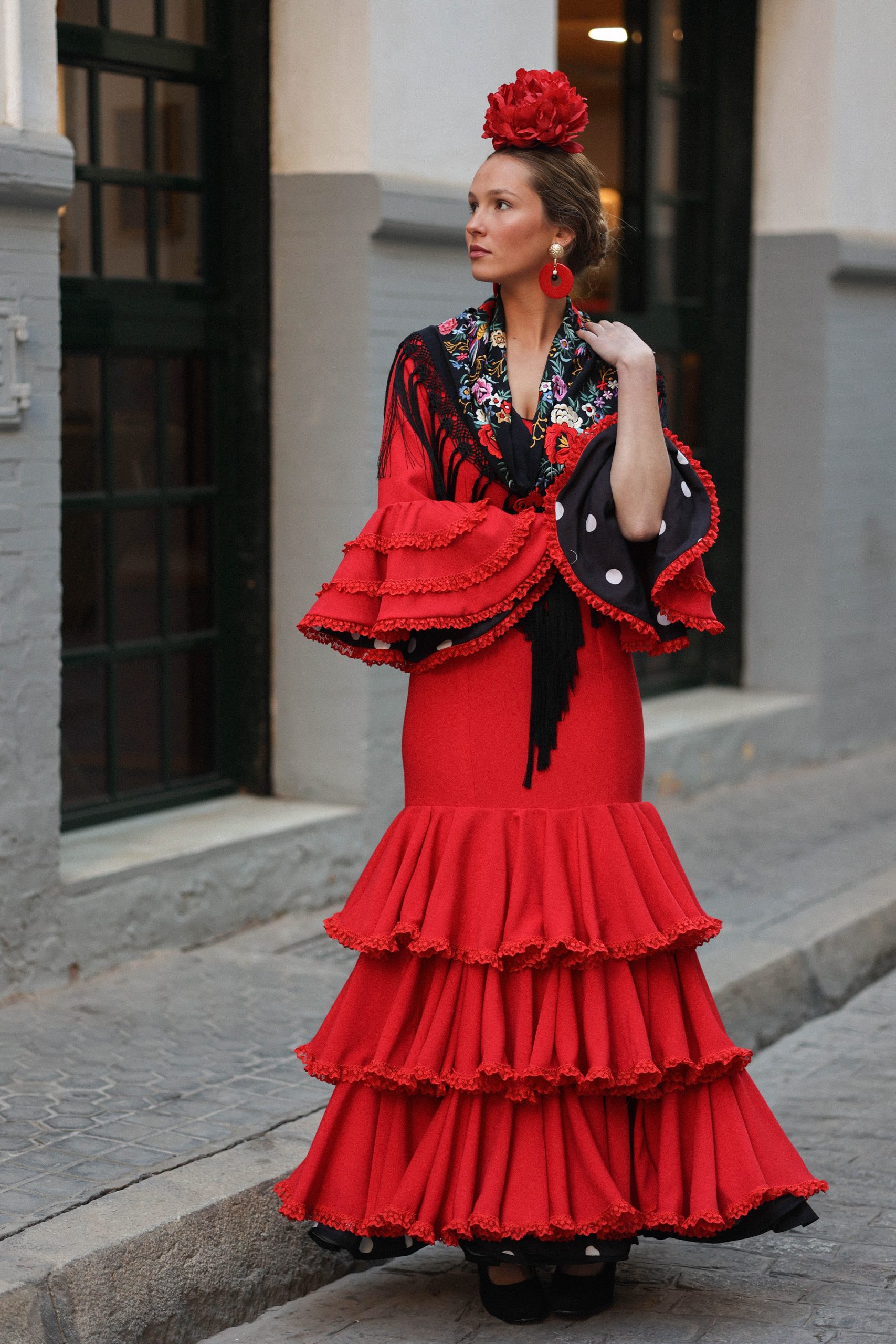 Traje de Flamenca Clásicos Fabiola. Modelo-1.Color rojo